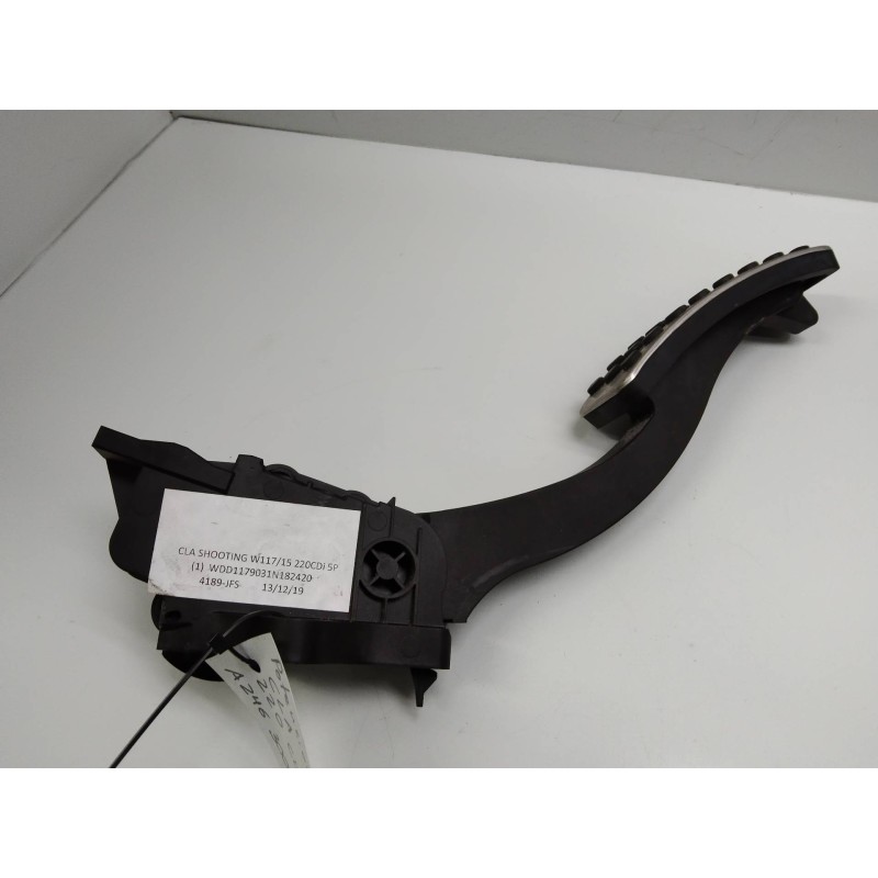 Recambio de potenciometro pedal para mercedes clase cla (w117) shooting brake cla 220 d (117.903) referencia OEM IAM A2463001604