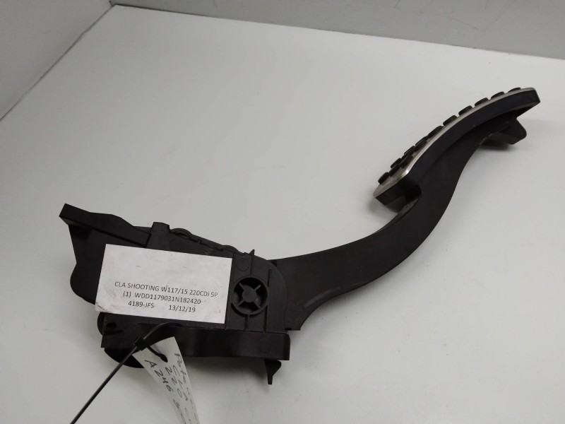 Recambio de potenciometro pedal para mercedes clase cla (w117) shooting brake cla 220 d (117.903) referencia OEM IAM A2463001604