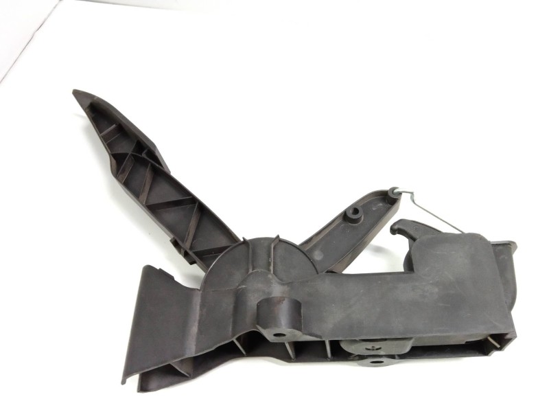 Recambio de potenciometro pedal para mercedes clase a (w169) 2.0 cdi cat referencia OEM IAM A1693000104  