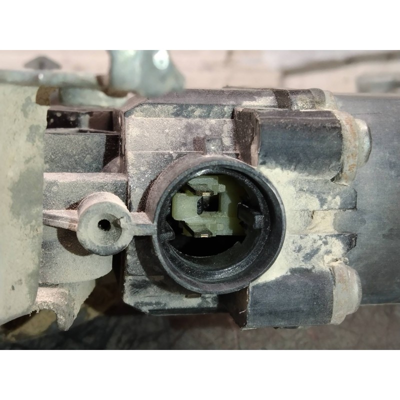 Recambio de elevalunas trasero izquierdo para nissan navara pick-up (d40m) double cab le 4x4 referencia OEM IAM 400927B  4P