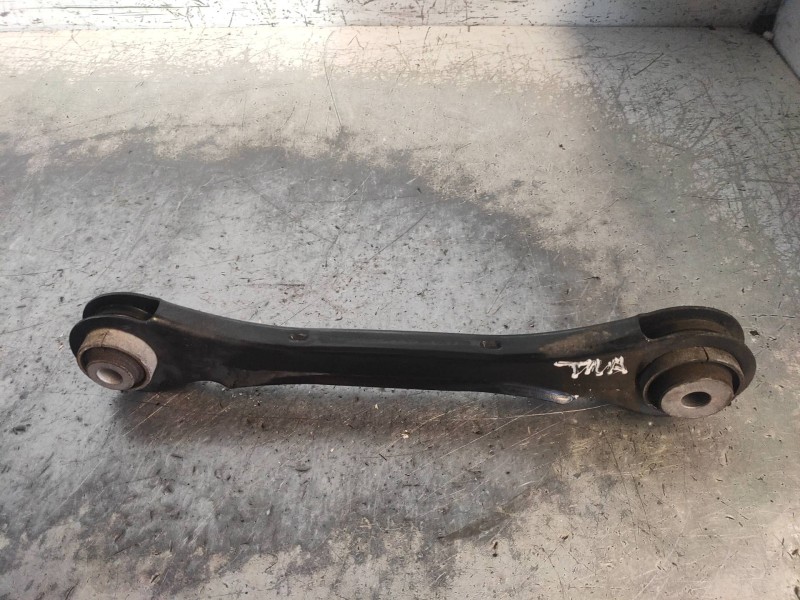 Recambio de brazo suspension superior trasero izquierdo para bmw serie 3 lim. (f30) 318d referencia OEM IAM 679254304  