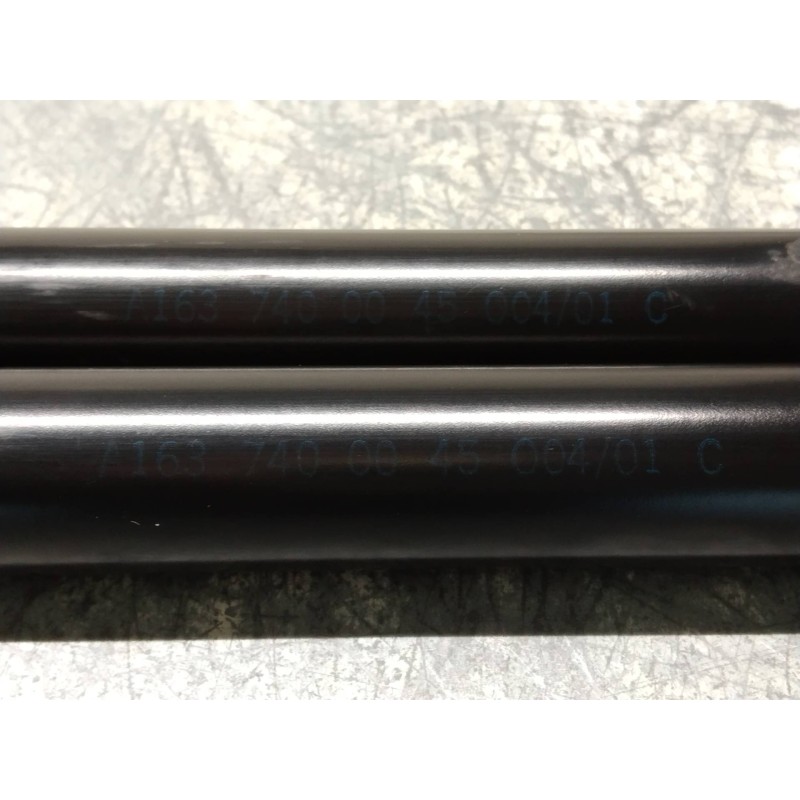 Recambio de amortiguadores maletero / porton para mercedes clase m (w163) 270 cdi (163.113) referencia OEM IAM A1637400045  