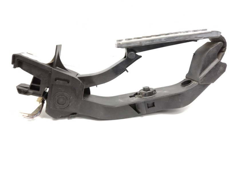 Recambio de potenciometro pedal para mercedes clase e (w211) berlina 3.0 cdi cat referencia OEM IAM A1713000104  