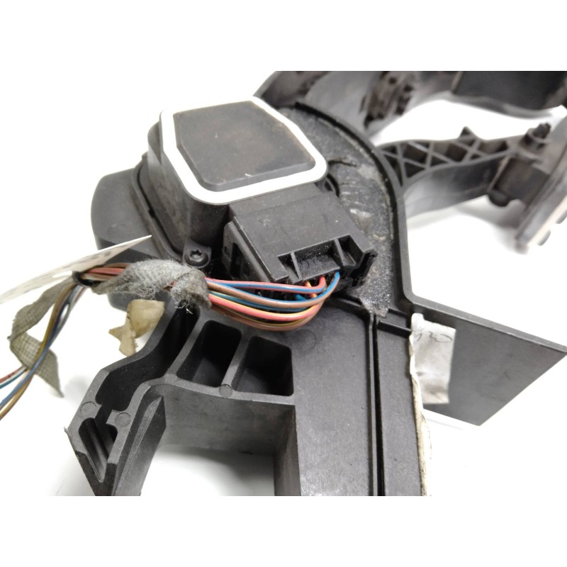 Recambio de potenciometro pedal para mercedes clase e (w211) berlina 3.0 cdi cat referencia OEM IAM A1713000104  