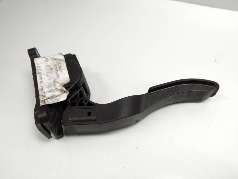 Recambio de potenciometro pedal para mercedes sprinterii caja cerrada (desde 01.06) 511/515 cdi 4x4 (906.653/655/657) referencia