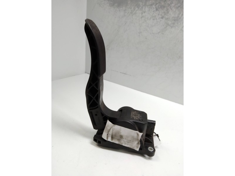 Recambio de potenciometro pedal para mercedes sprinterii caja cerrada (desde 01.06) 2.1 cdi cat referencia OEM IAM 0280755023 A9