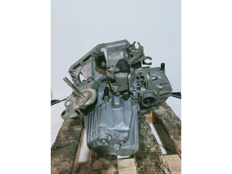 Recambio de caja cambios para lancia delta (181) argento referencia OEM IAM 1369696 234874 235893 