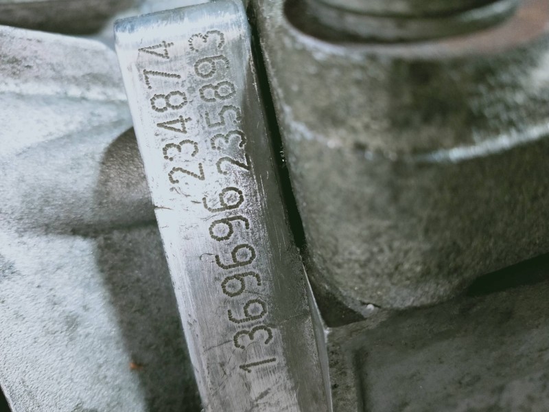 Recambio de caja cambios para lancia delta (181) argento referencia OEM IAM 1369696 234874 235893 