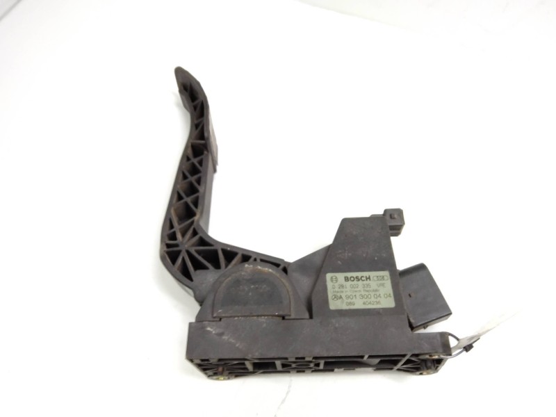 Recambio de potenciometro pedal para mercedes vito (w638) caja cerrada referencia OEM IAM 0281002335 A9013000404 