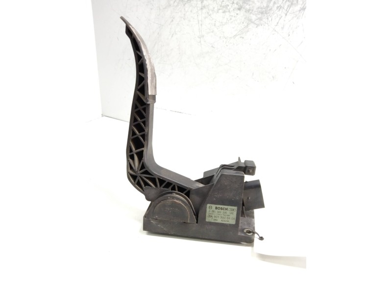 Recambio de potenciometro pedal para mercedes vito (w638) caja cerrada referencia OEM IAM 0281002335 A9013000404 