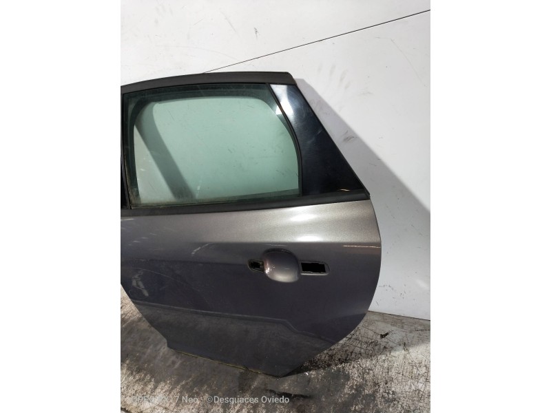 Recambio de puerta trasera izquierda para ford focus lim. 1.6 tdci cat referencia OEM IAM   5P