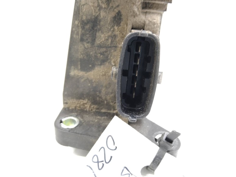 Recambio de potenciometro pedal para mercedes vito mixto 06.2003 referencia OEM IAM 0281002561 A6393000604 