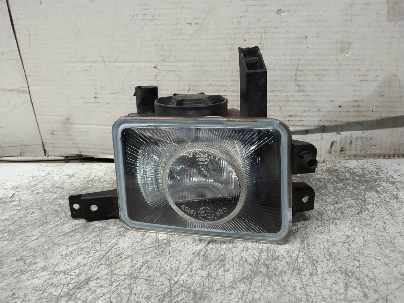 Recambio de faro antiniebla izquierdo para opel corsa c elegance referencia OEM IAM 90534968  