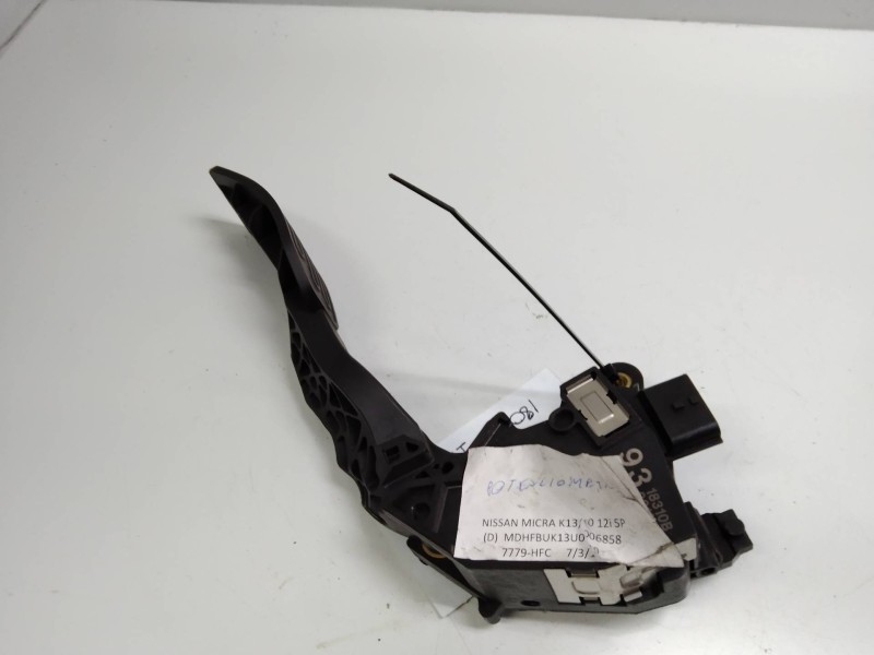 Recambio de potenciometro pedal para nissan micra (k13) acenta referencia OEM IAM 180021HMOB  