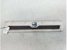 Recambio de rejilla delantera para seat ibiza 1.2 referencia OEM IAM   