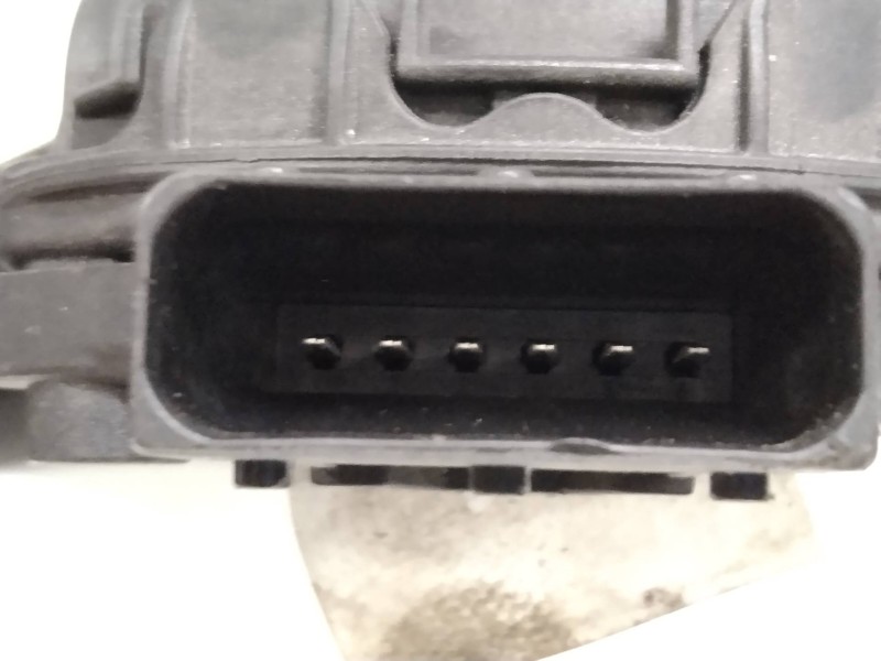 Recambio de potenciometro pedal para opel astra j lim. 1.7 16v cdti referencia OEM IAM 6PV00976507 13252702 