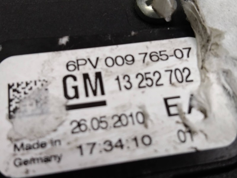 Recambio de potenciometro pedal para opel astra j lim. 1.7 16v cdti referencia OEM IAM 6PV00976507 13252702 