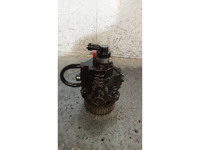 Recambio de bomba inyeccion para saab 9-3 berlina 1.9 tid vector (i/d) referencia OEM IAM 0445010097 55193731 