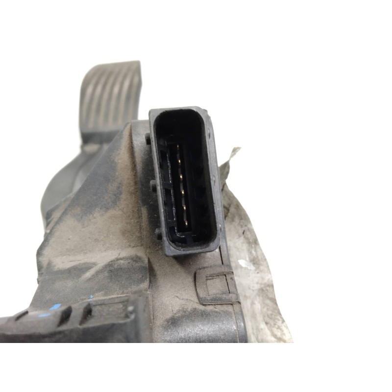 Recambio de potenciometro pedal para opel corsa d 1.3 16v cdti referencia OEM IAM 55702020  