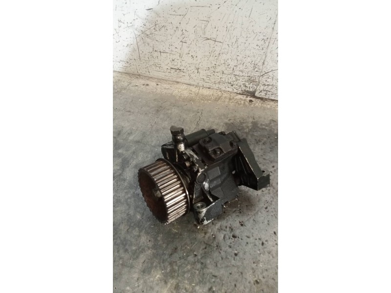 Recambio de bomba inyeccion para renault megane ii berlina 5p luxe dynamique referencia OEM IAM A2C20000754 5WS40153 8200663258