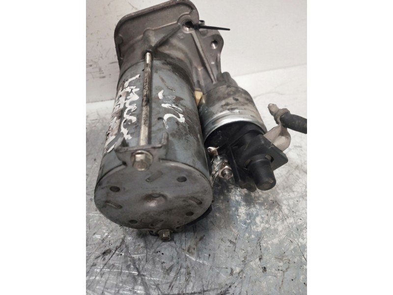 Recambio de motor arranque para renault kangoo profesional referencia OEM IAM 233003329R  