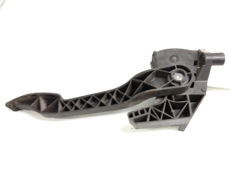 Recambio de potenciometro pedal para opel combo (corsa c) 1.3 16v cdti cat (z 13 dt / ln9) referencia OEM IAM 6PV00811000 912942