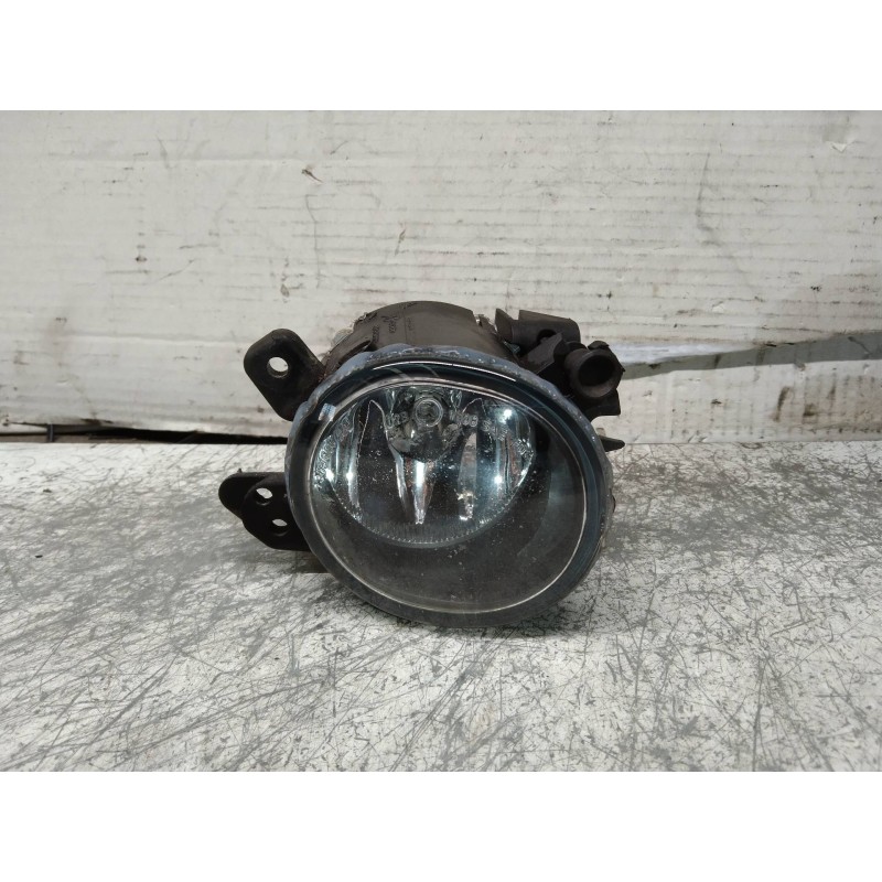 Recambio de faro antiniebla derecho para mercedes clase b (w245) 180 cdi (245.207) referencia OEM IAM 0305076002 A2518200856 