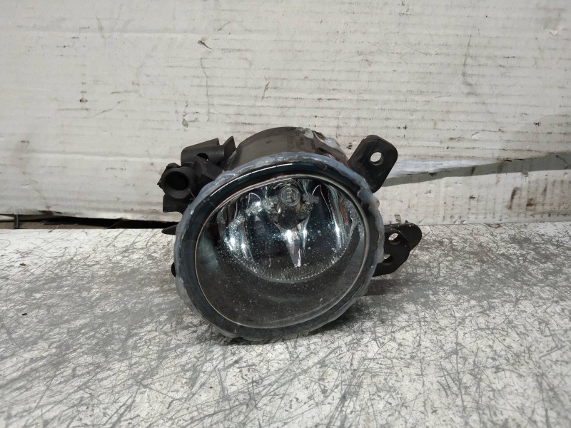 Recambio de faro antiniebla izquierdo para mercedes clase b (w245) 180 cdi (245.207) referencia OEM IAM 0305076001 A2518200756 