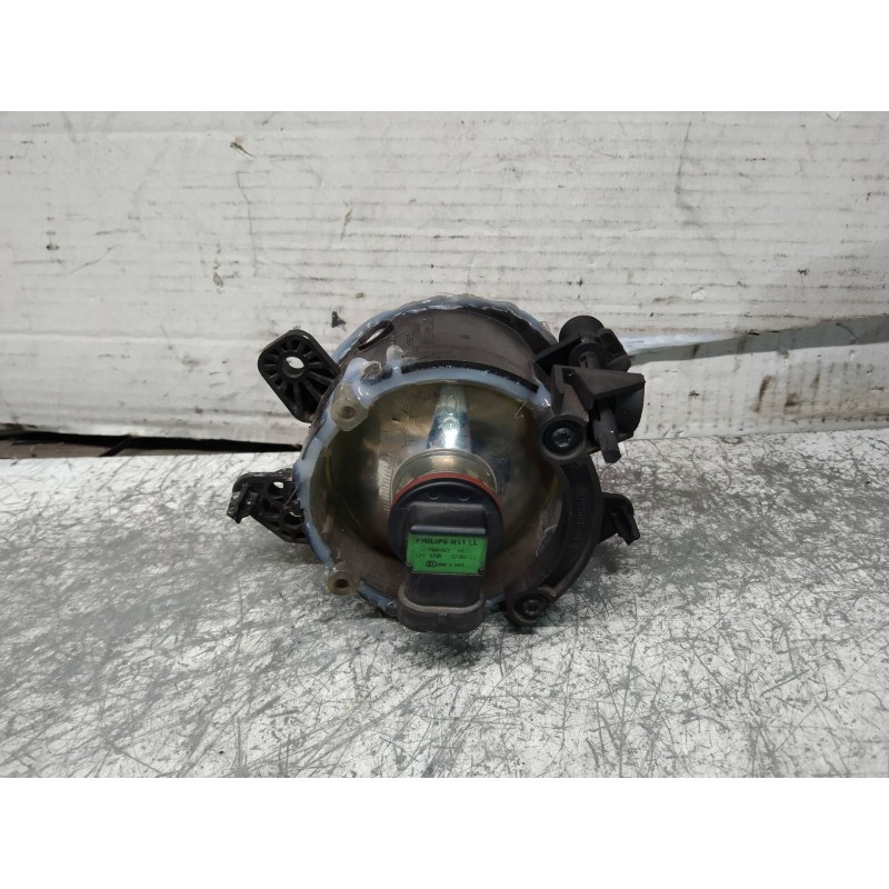 Recambio de faro antiniebla izquierdo para mercedes clase b (w245) 180 cdi (245.207) referencia OEM IAM 0305076001 A2518200756 