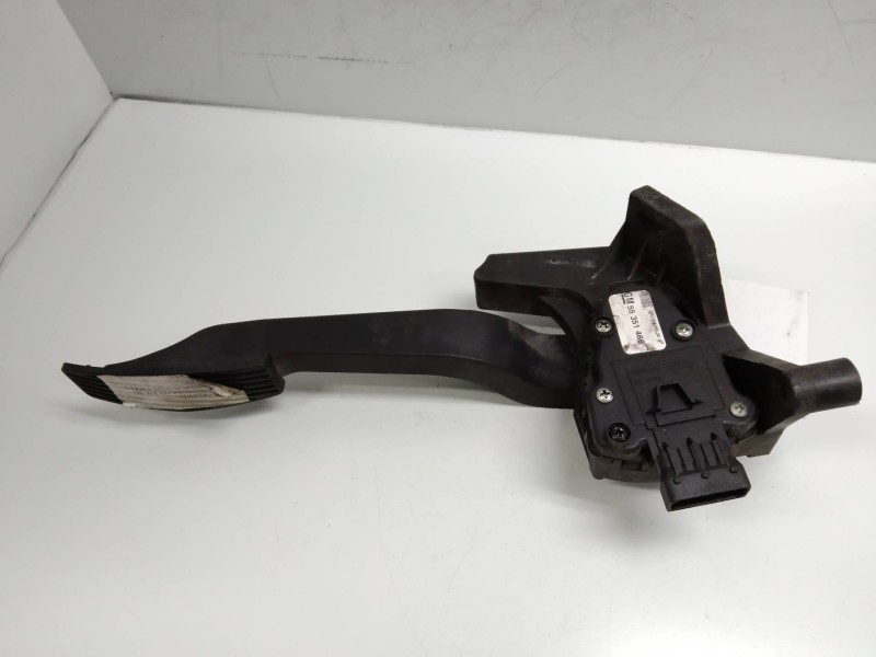 Recambio de potenciometro pedal para opel tigra twin top 1.4 16v referencia OEM IAM 6PV00811004 55351466 