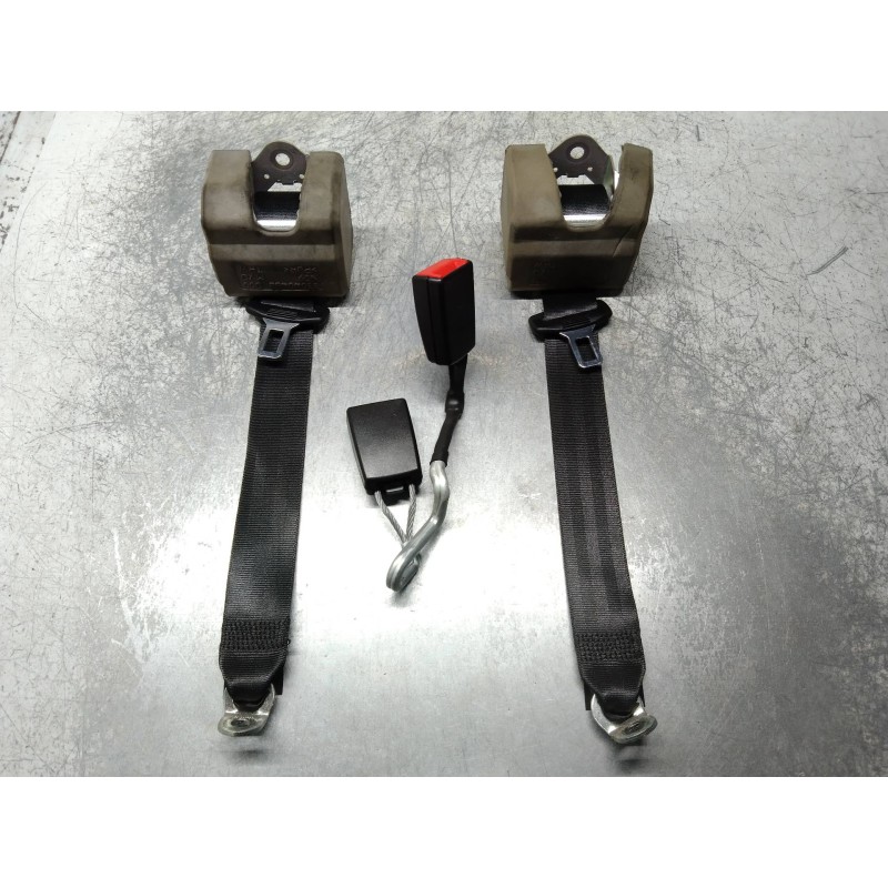 Recambio de juego cinturones trasero para audi a3 (8p) 2.0 tdi s line (103kw) referencia OEM IAM   3P