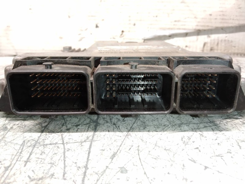 Recambio de centralita motor uce para renault espace iv (jk0) dynamique referencia OEM IAM 0281012996 8200520036 8200763646