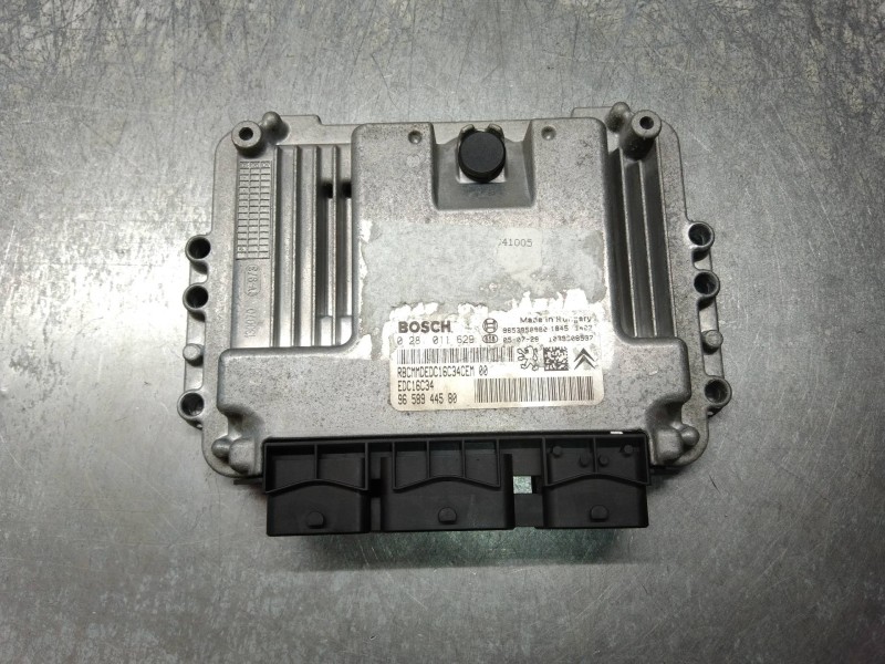 Recambio de centralita motor uce para citroen c4 berlina sx referencia OEM IAM 0281011629 9658944580 EDC16C34