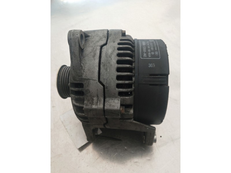 Recambio de alternador para ford mondeo berlina (gd) gt referencia OEM IAM 0123212001 BOSCH 