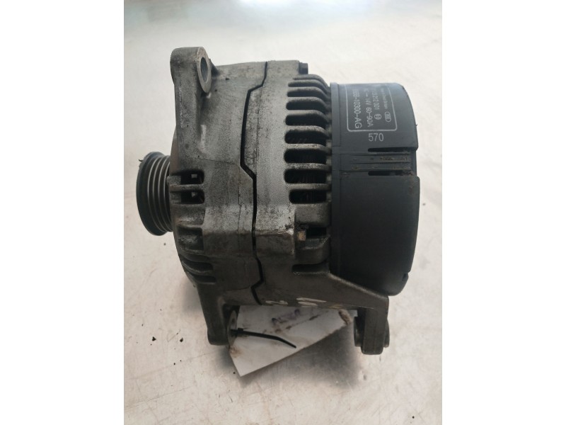 Recambio de alternador para ford mondeo berlina (gd) gt referencia OEM IAM 0123212001 BOSCH 