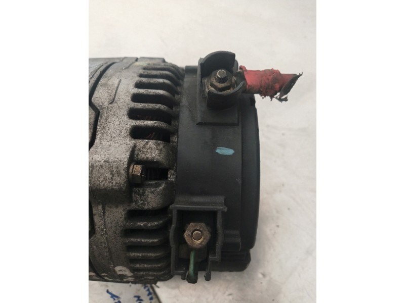 Recambio de alternador para ford mondeo berlina (gd) gt referencia OEM IAM 0123212001 BOSCH 