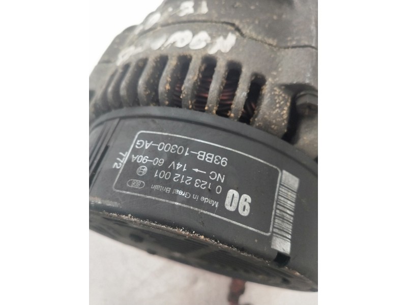 Recambio de alternador para ford mondeo berlina (gd) gt referencia OEM IAM 0123212001 BOSCH 