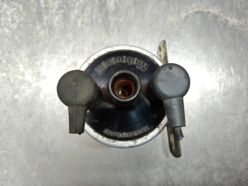 Recambio de bobina encendido para ford sierra berlina clx referencia OEM IAM 79BB12024AA  