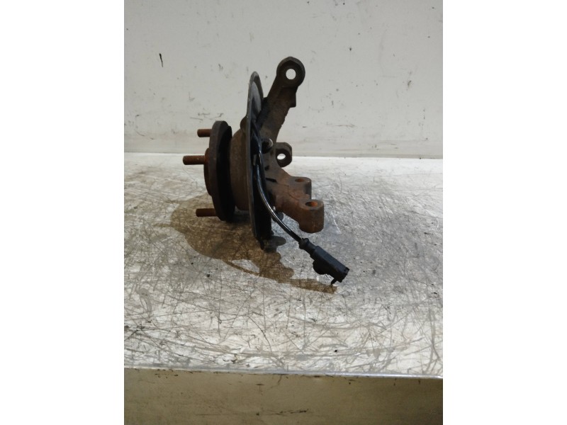 Recambio de mangueta delantera derecha para smart forfour cdi (70kw) referencia OEM IAM   