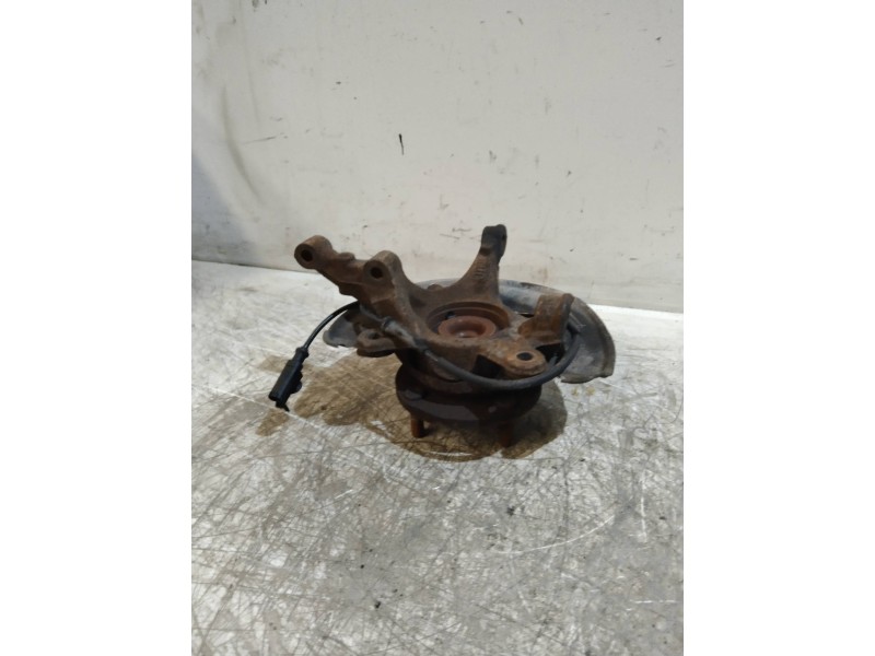 Recambio de mangueta delantera derecha para smart forfour cdi (70kw) referencia OEM IAM   