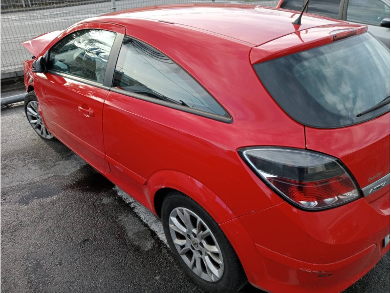 opel astra gtc del año 2008