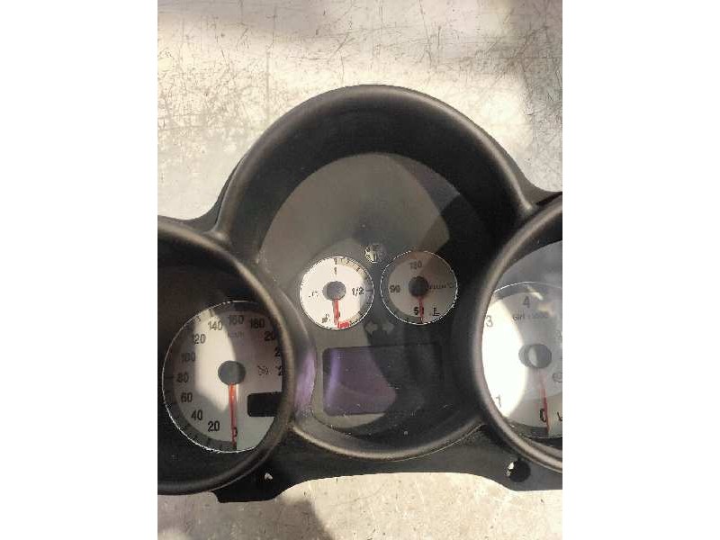 Recambio de cuadro instrumentos para alfa romeo gt (125) 1.9 jtd 16v 150/ distinctive referencia OEM IAM 156050197  0071788445