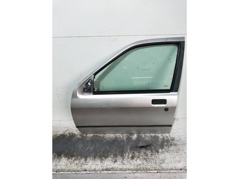 Recambio de puerta delantera izquierda para ford sierra berlina clx referencia OEM IAM   4P