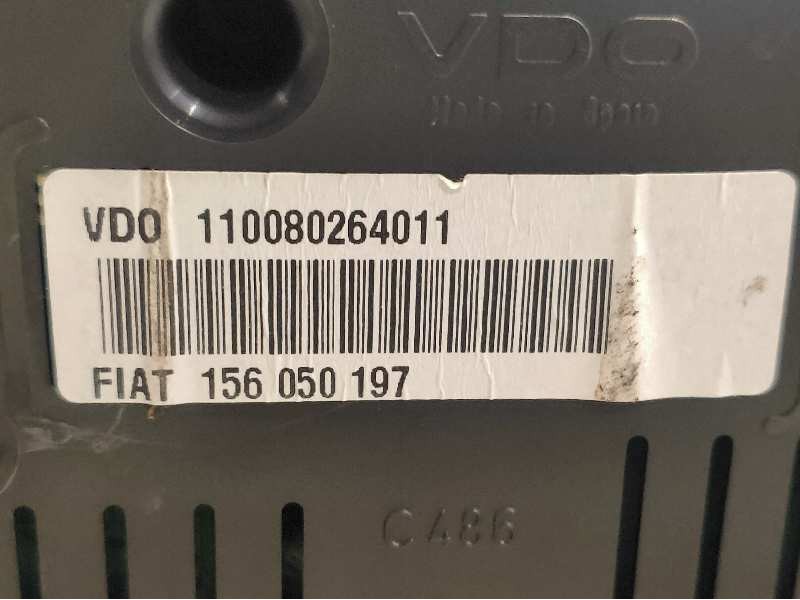 Recambio de cuadro instrumentos para alfa romeo gt (125) 1.9 jtd 16v 150/ distinctive referencia OEM IAM 156050197  0071788445