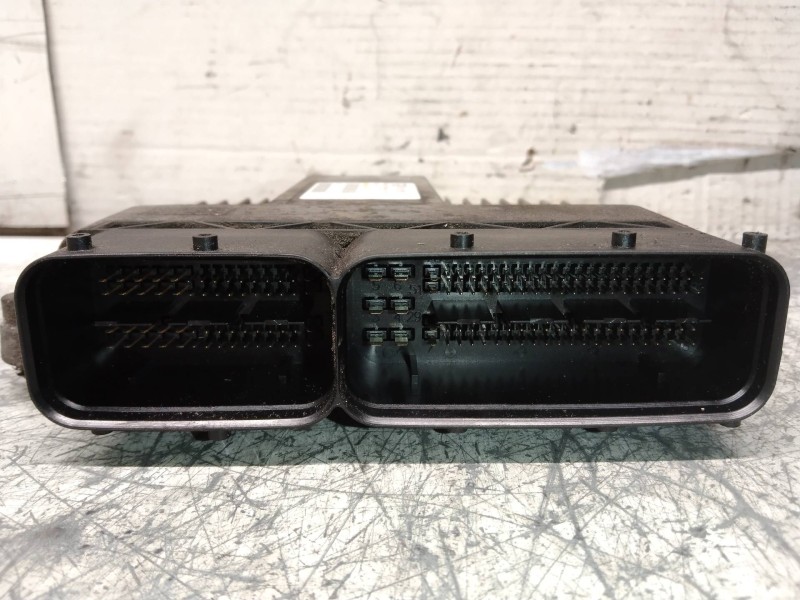 Recambio de centralita motor uce para suzuki ignis rm (mh) básico referencia OEM IAM 55192095 MJD6JOS1 7160002701 FGP XQ