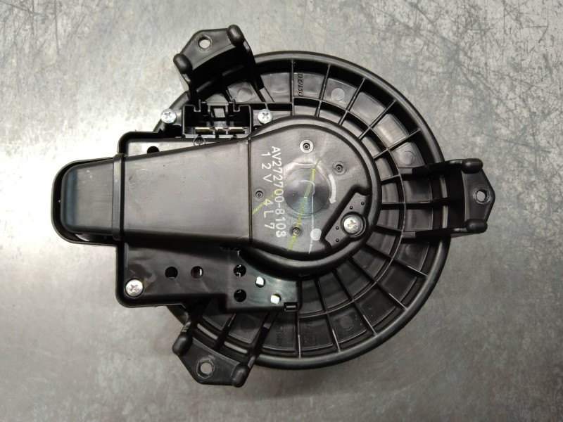 Recambio de motor calefaccion para toyota verso advance referencia OEM IAM AV2727008103  