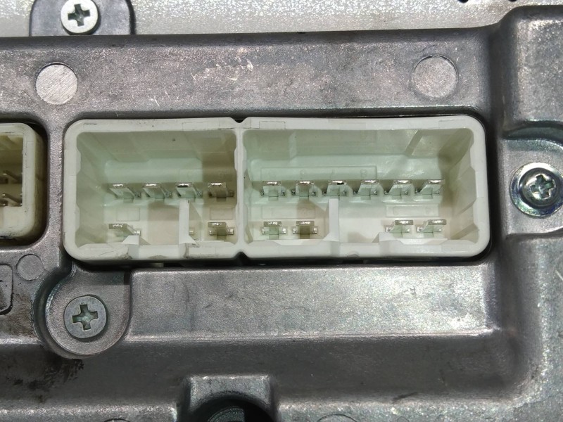 Recambio de sistema audio / radio cd para toyota verso advance referencia OEM IAM 861200F060  