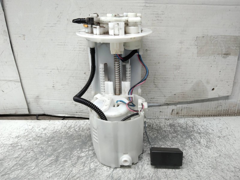 Recambio de bomba combustible para toyota verso advance referencia OEM IAM   