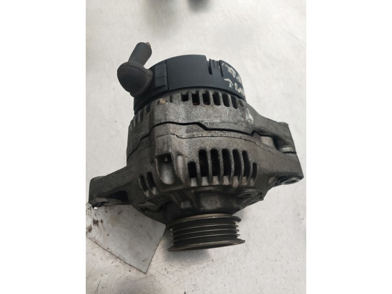 Recambio de alternador para honda civic berlina .5 (ma/mb) 1.6 sr vtec (mb1) referencia OEM IAM 0123315020 BOSCH 