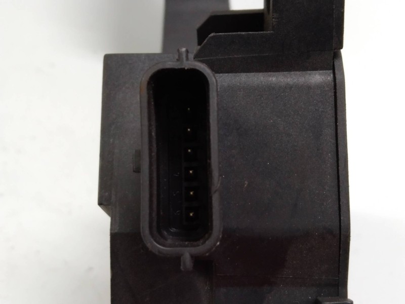 Recambio de potenciometro pedal para renault megane iii sport tourer 1.6 16v e85 (etanol) referencia OEM IAM 180020022R  